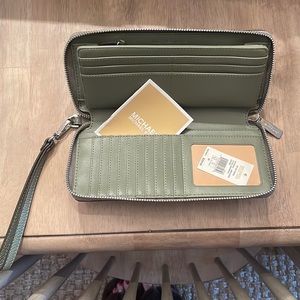 Brand new Michael Kors Wallet!